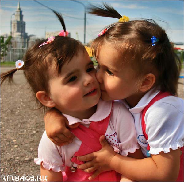 детская одежда и обувь в Тайланде