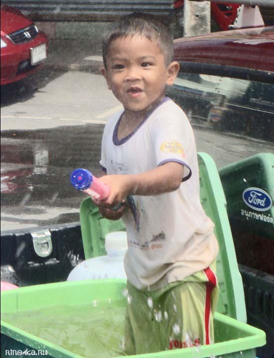 Сонгкран в Таиланде